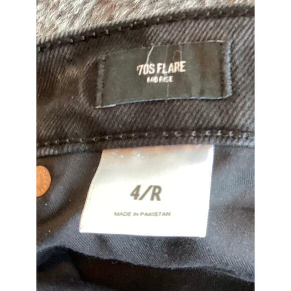 NWT Express Women’s Denim Mid Rise Ripped 70s Flare Leg Jeans Black Size 4R - Picture 10 of 13